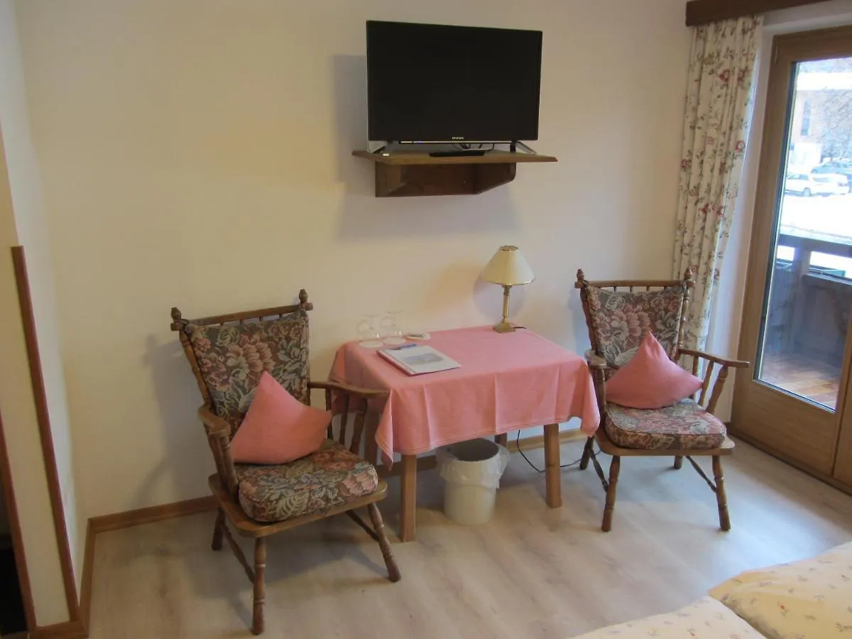 Hotel-Pension-Ostler Bad Wiessee Guest house