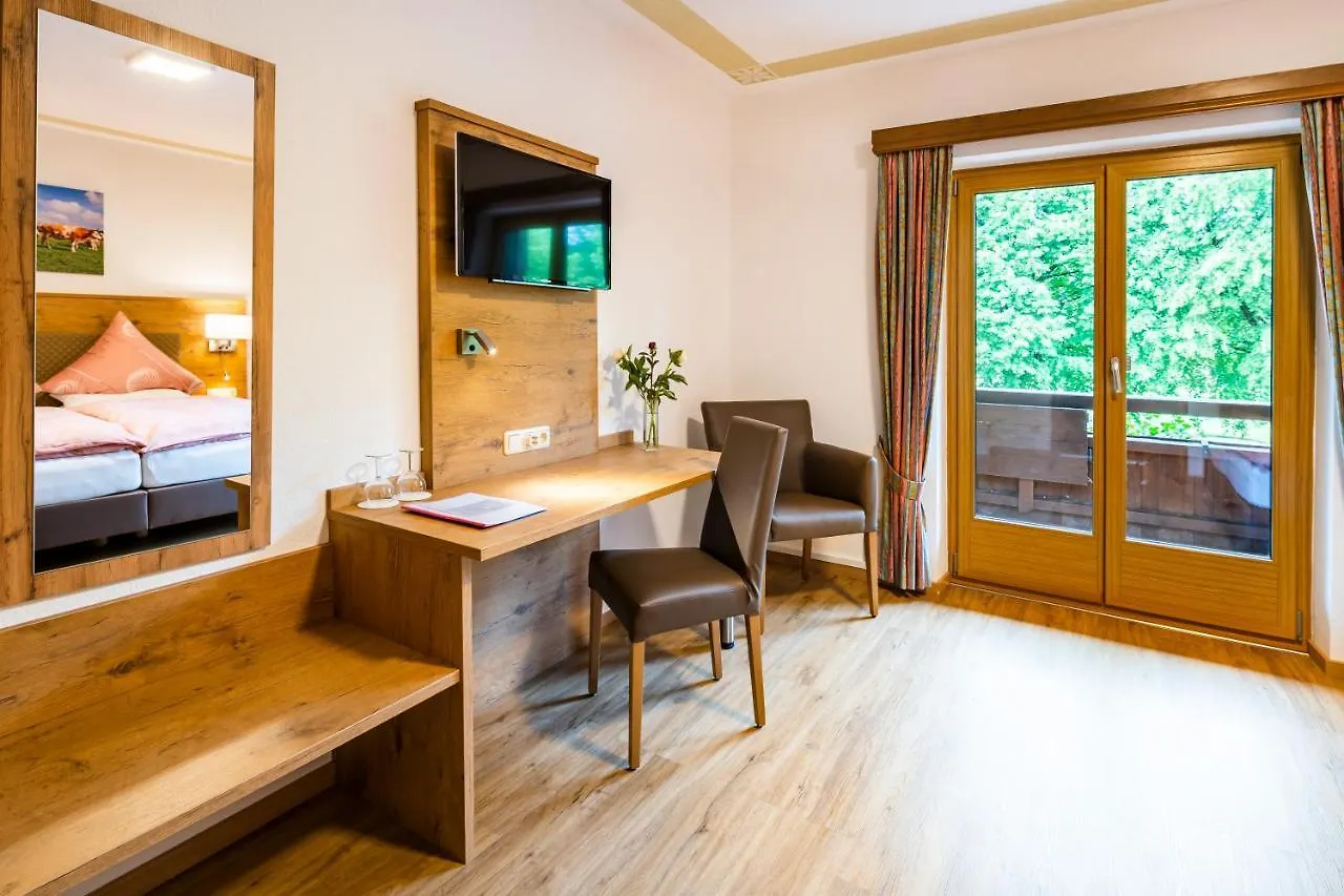Hotel-Pension-Ostler Bad Wiessee Guest house